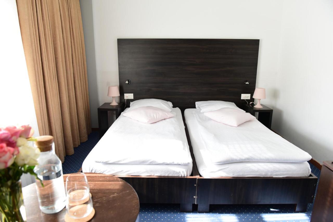 Hotel Toess ヴィンタートゥール エクステリア 写真